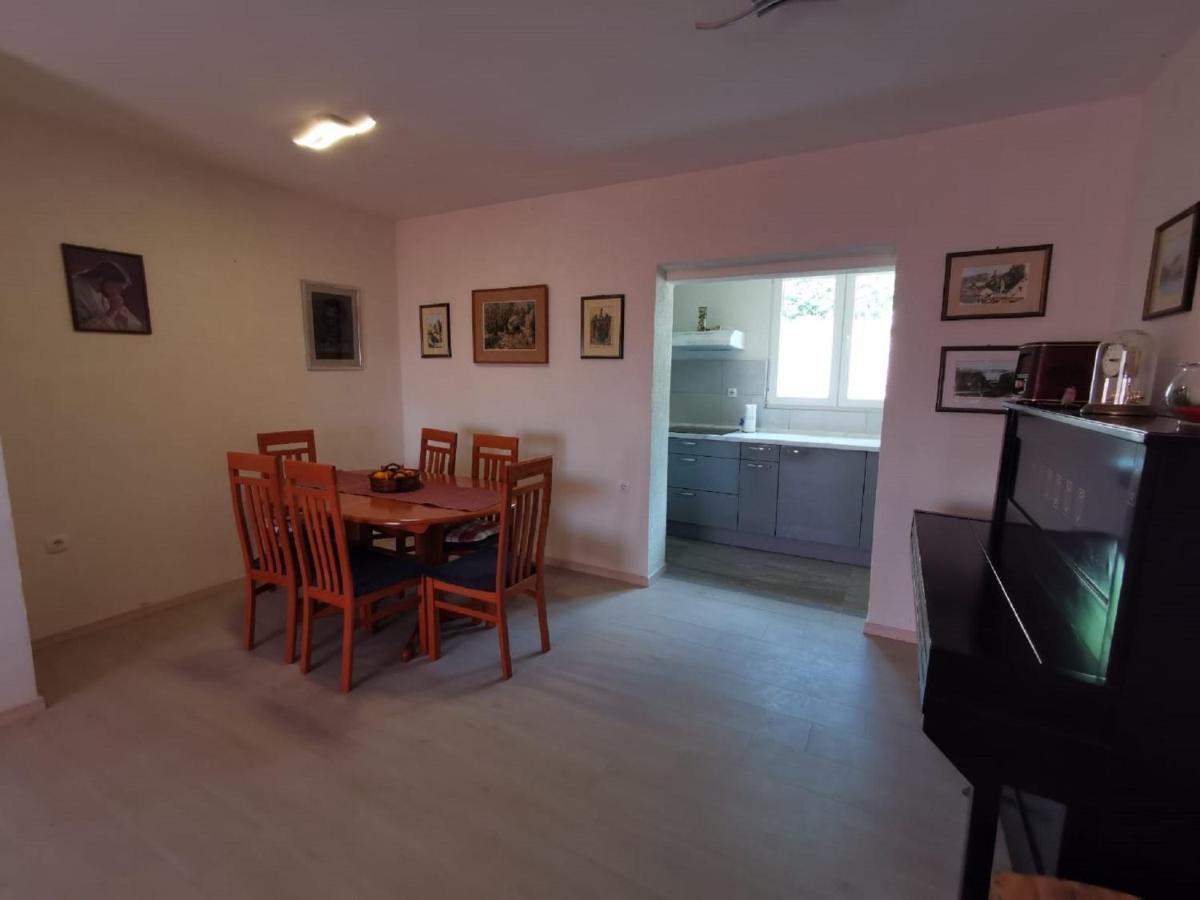 Apartment Nera Omiš Eksteriør bilde